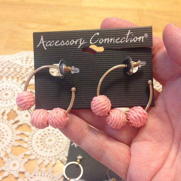 Earrings Bundle - Costume Jewelry in muted tones and animal print - Picture 2 of 6